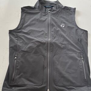 Peter Millar Men’s Crown Crafted Golf Full Zip Grey Vest Medium NWT $245!